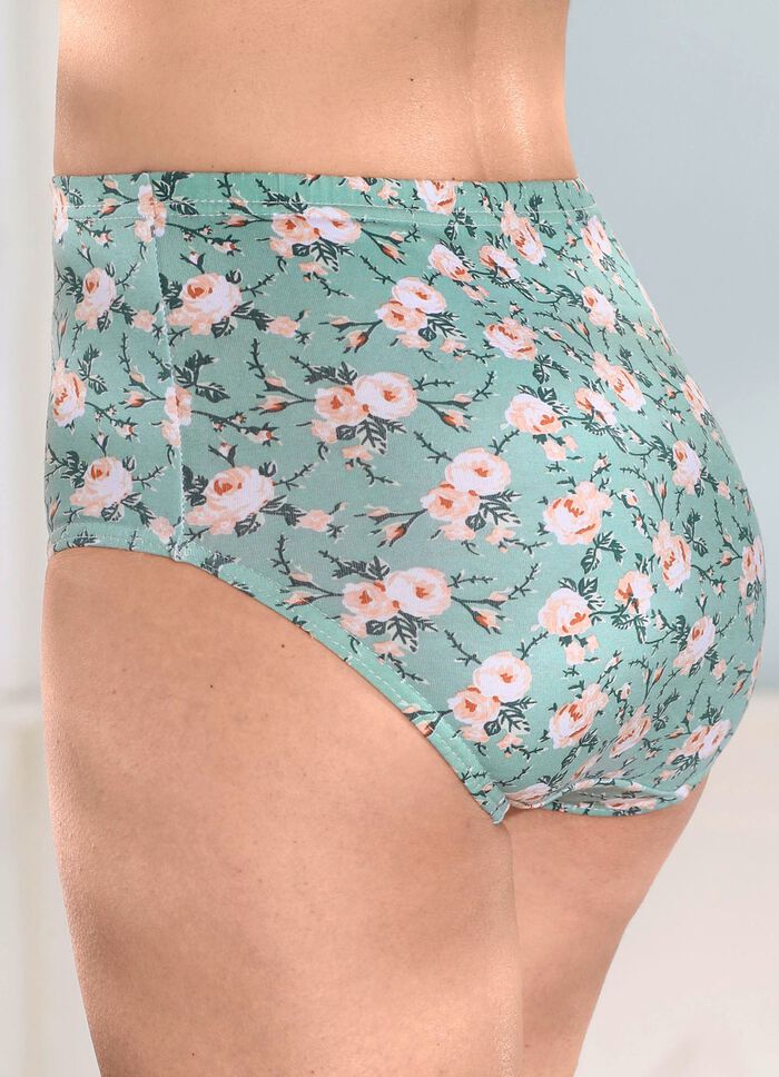 Verpakking van vier slips met een mooi bloemendessin 