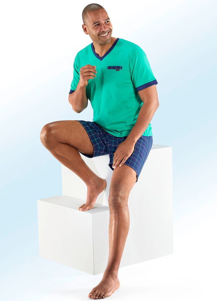 Shorty met V-hals en borstzak / duurzame katoenteelt 