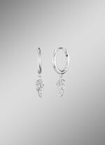 Oorringen met fonkelende vleugels 