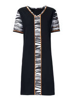 Korter gesneden nachthemd met V-hals ZWART-MEERKLEURIG