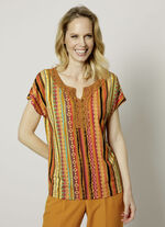 Shirt met gehaakte kanten rand 
