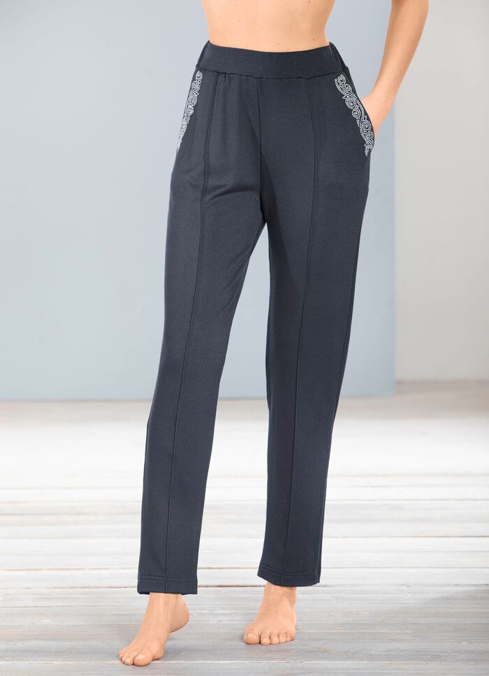 Broek met edelsteenversiering 