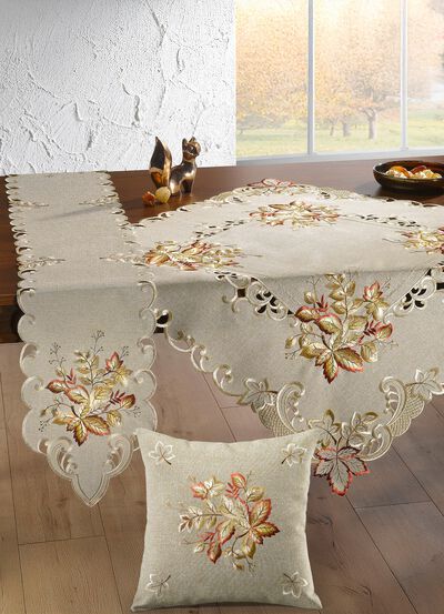 Filigraan vervaardigde tafel- en ruimtedecoratie 