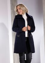 Korte jas met zilverkleurige decoratieve applicaties op de zakken 