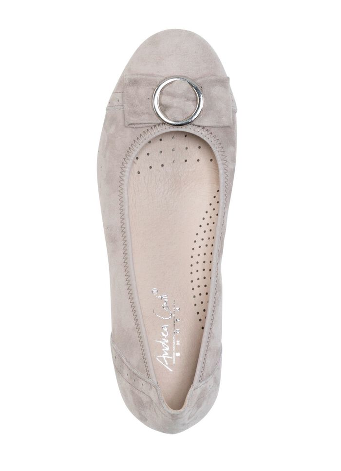 Andrea Conti, chique damespumps, met elastische band KIEZELSTEEN