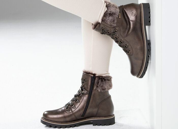 Remonte enkellaarzen met veters en pluche kraag 