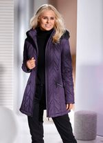 Jas met lengtestiksels aan de zijkanten 