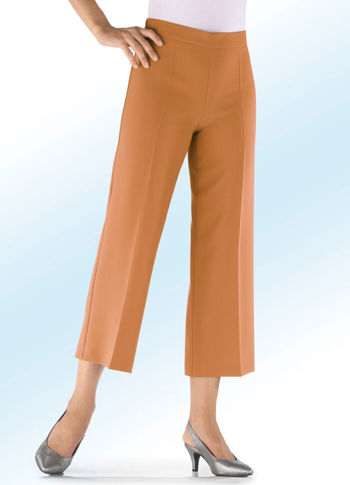 Broek in modieuze verkorte lengte 