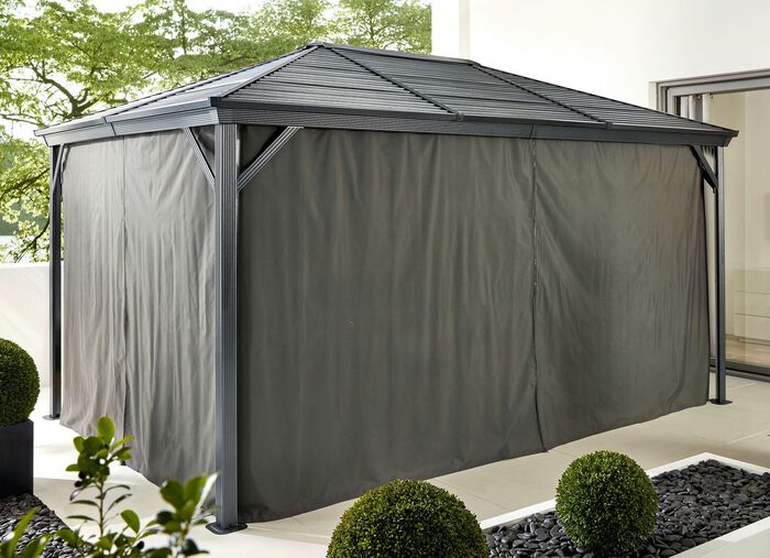 Gordijnenset voor het Ventura-paviljoen 