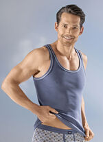 Set van vier onderhemden van fijne ribstof, effen 