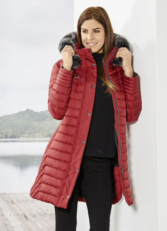 Korte jas in 2 kleuren GRANAATROOD