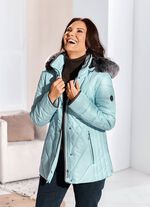 Jas met figuurvriendelijke langsstiksels aan de zijkanten 