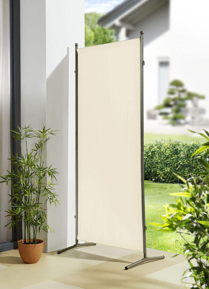 Privacy en zonwering kunnen eindeloos worden gecombineerd BEIGE