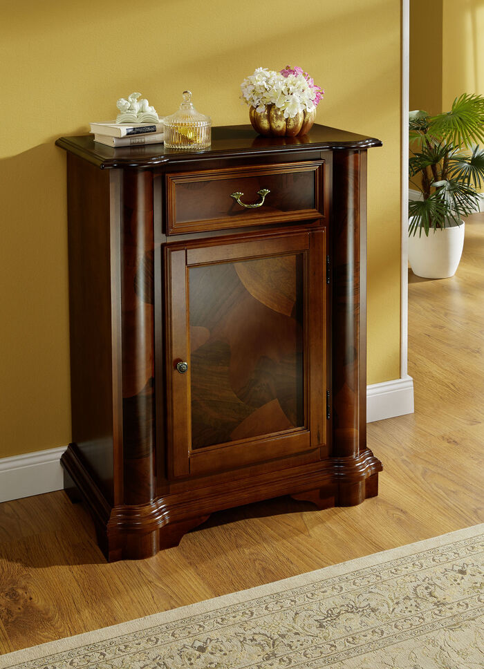 Gedeeltelijk massieve ladekast met wortelhoutfineer 