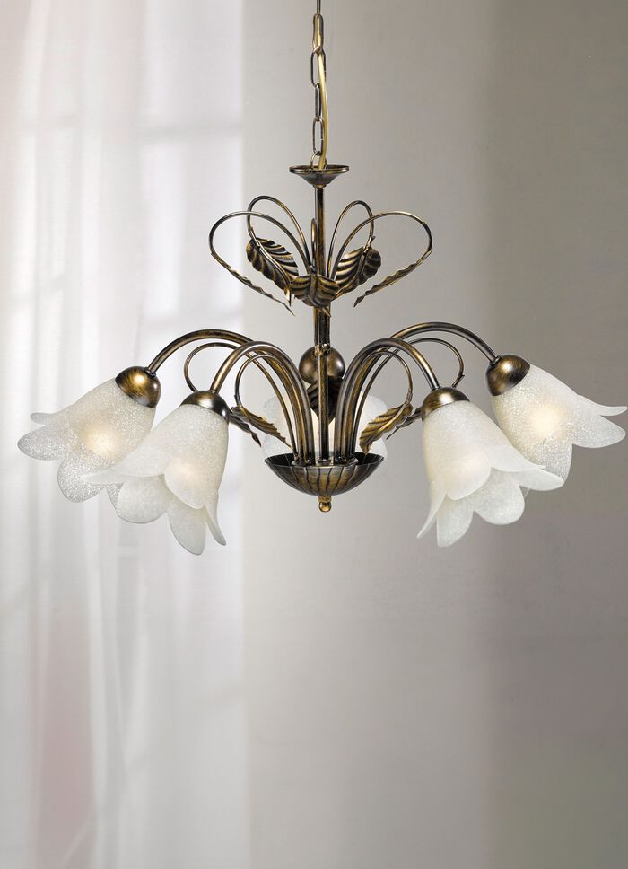 Metalen hanglamp met decoratief blad 