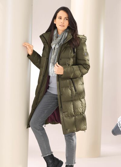 Korte jas met dons en afneembare capuchon 