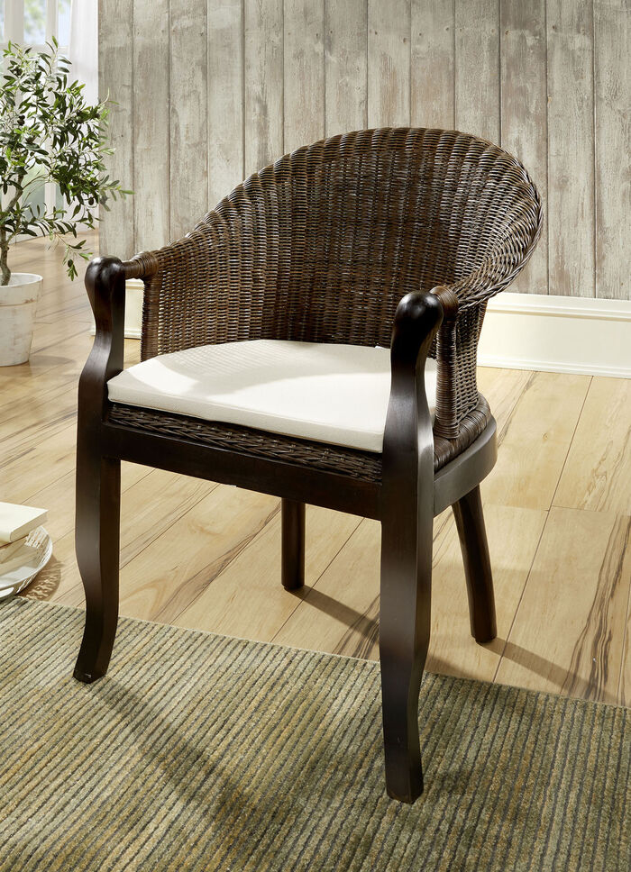 Rotan fauteuil op massief grenenhout BRUIN