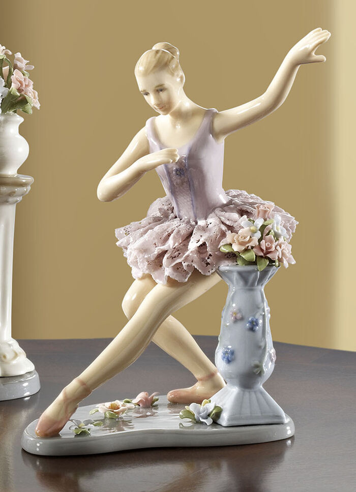 Ballerina gemaakt van porselein ROZE