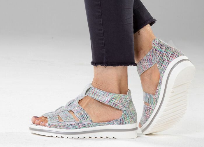 Waldl&auml;ufer, comfortabele damessandalen, breedte H, met uitneembaar voetbed WIT-BONTE