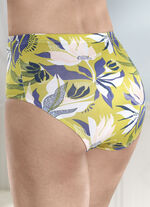 Verpakking met vier slips met kleurrijk bloemendessin 