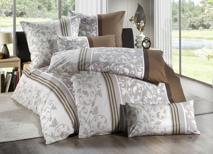 Zachte renforc&eacute; beddengoedset van Florella BEIGE