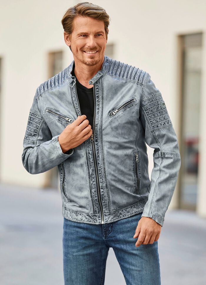 Korte leren jas met sierstiksel 