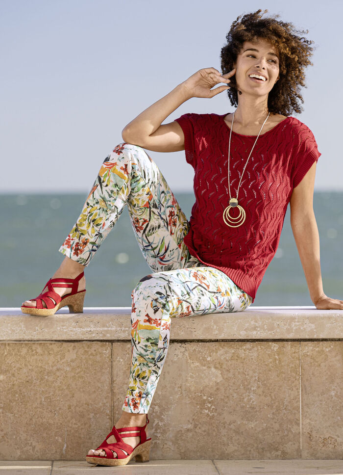 Broek met schitterende kleurenprint 