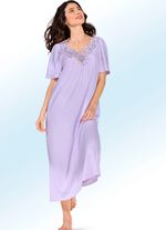 Nachtjapon van "Pfau" met hoogwaardig geborduurd kant 