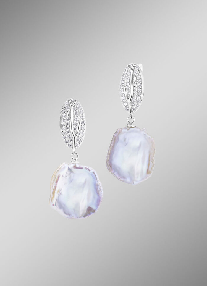 Oorbellen met Keshi-parels en synthetische zirkonia 