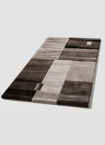 Bruggen, galerijen en tapijten met handgeleide contoursnijden 