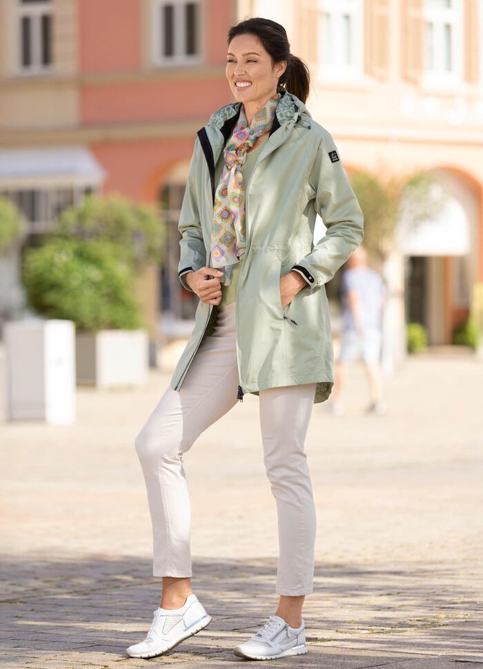 Functionele korte jas met vaste capuchon LINDGR&Uuml;N