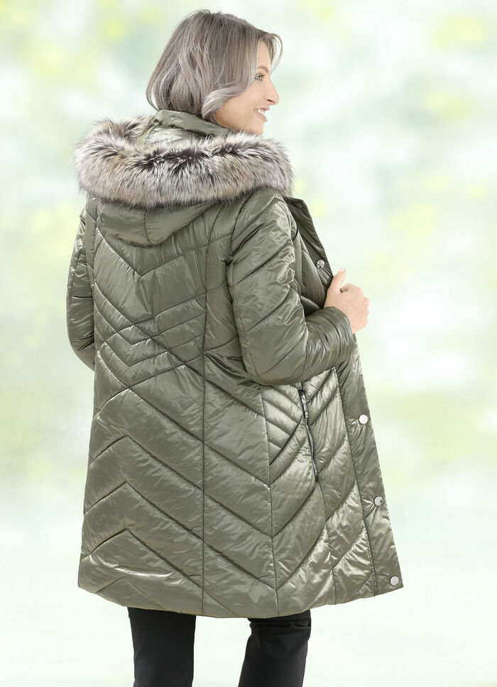 Lange jas met afneembare kunstbontgarnering 