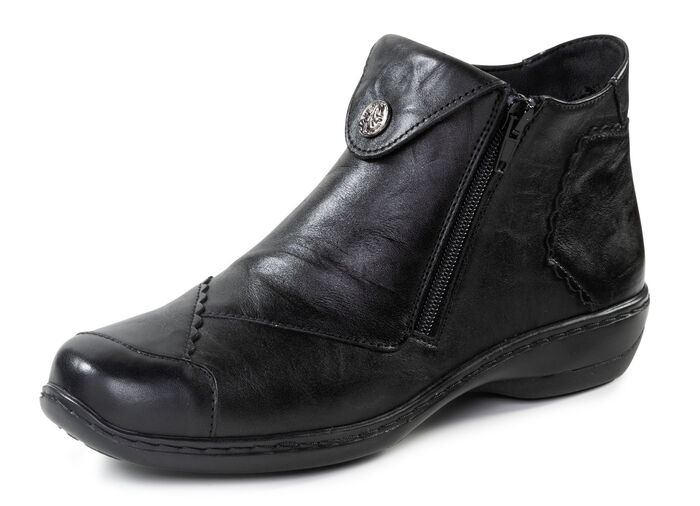 ELENA EDEN laarsje met een subtiele gekreukelde structuur en metalen sieraden ZWART