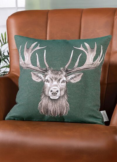 Kussensloop met hertenkopmotief 