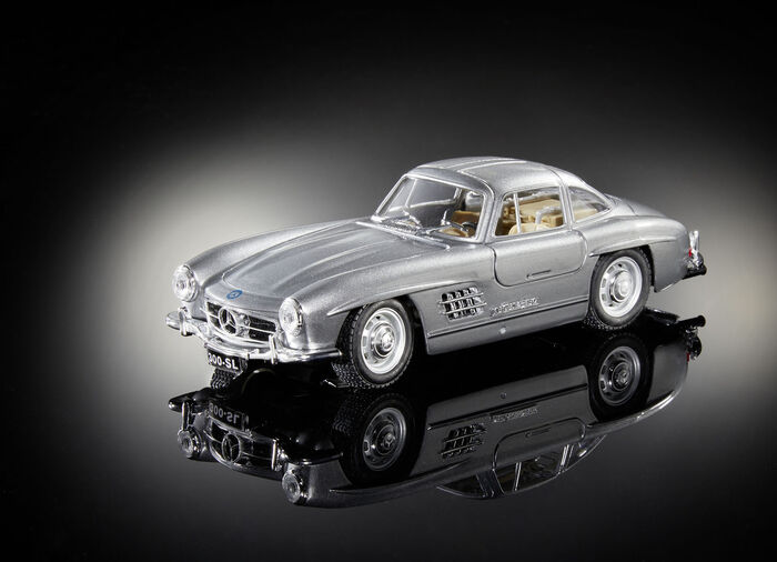 Mercedes-Benz 300SL als metalen spuitgietmodel 