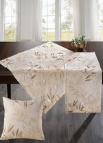 Geborduurde tafel- en kamerdecoratie met gras- en bladmotief 