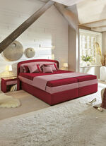 Gestoffeerd bed met ruime bedkast BORDEAUX