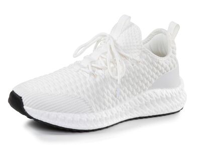 Veterschoenen van gestructureerd textielmateriaal 