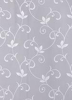 Filigrane lange jaloezieën met gebogen uiteinden 