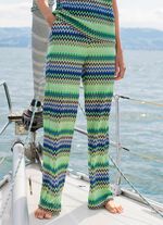 Broek met modieuze wijdte 