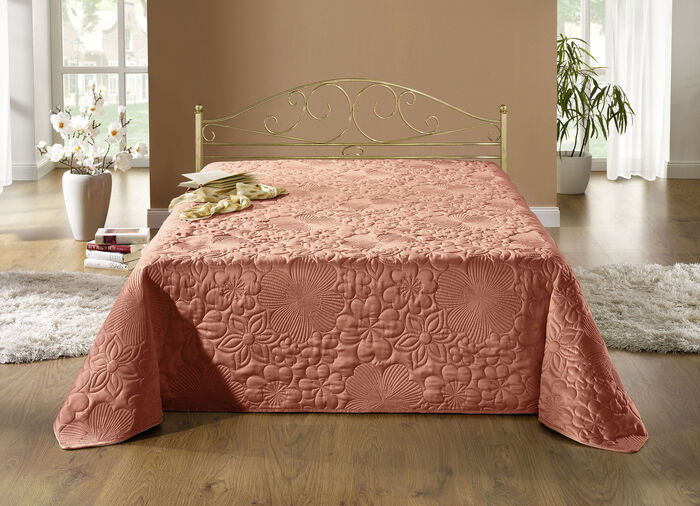 Uitstekend gemaakte sprei en bijpassende kussenslopen OUDROZE