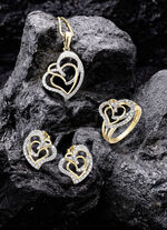 Hartvormige oorbellen met 68 diamanten 