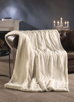 Gezellig dekentje van imitatiebont 