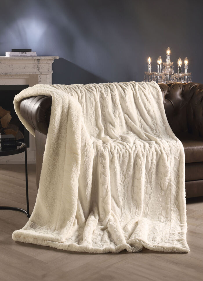 Gezellig dekentje van imitatiebont 