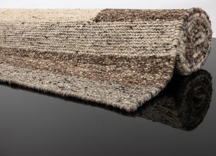 Handgeweven bruggen en tapijten 