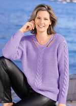 Trui met uitsparingen 