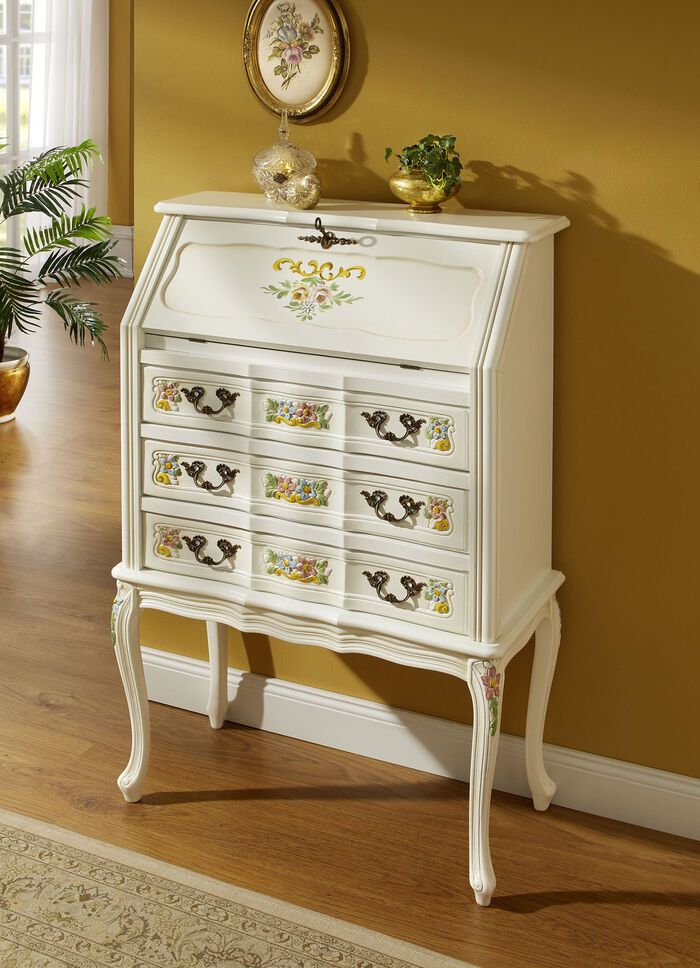Deels massieve meubelserie met artistieke houten decoraties WIT