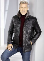 Kort leren jack met rand van imitatiebont 