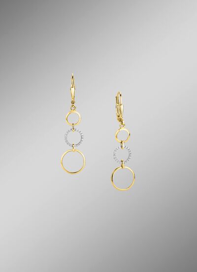 Elegante creaties: oorbellen met synthetische zirkonia 