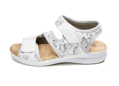 Sandaal van Aerosoft in de breedte G-H 